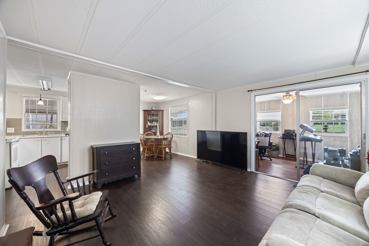 LSV Lakeshore Villas