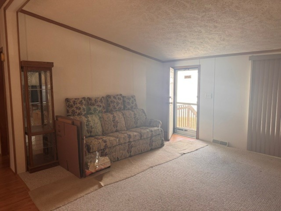 HLL Hawaiian Gardens/Holly Village