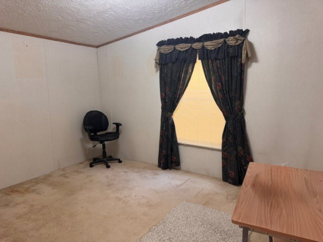 HLL Hawaiian Gardens/Holly Village
