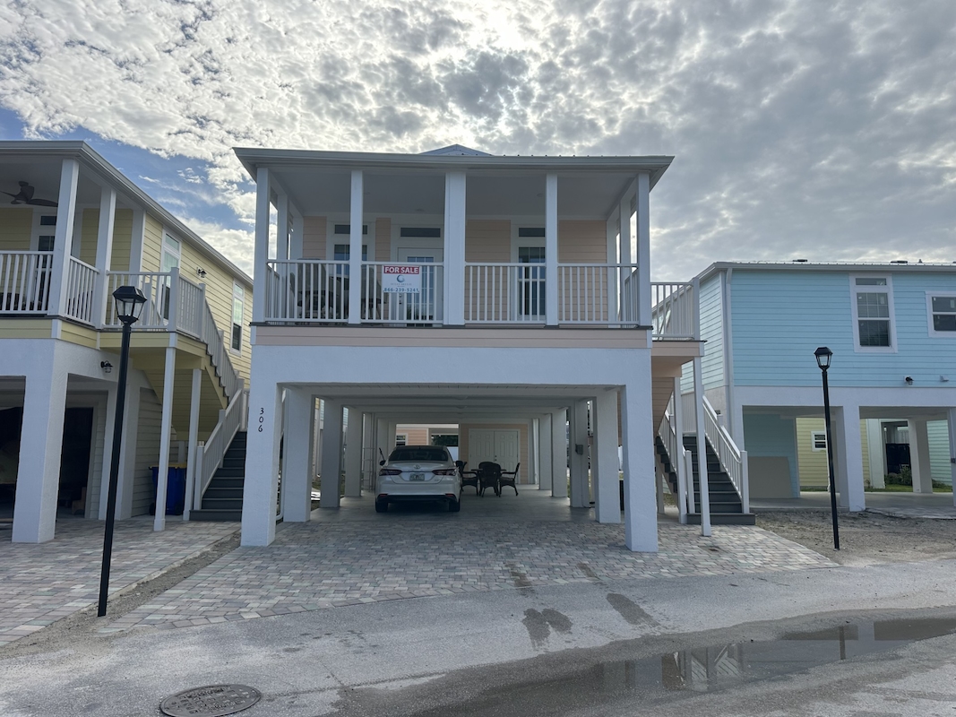 OBJ Ocean Breeze Resort