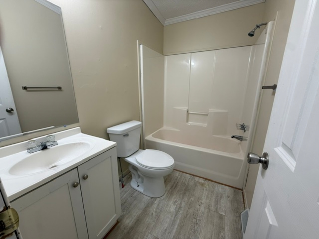 PNV Pineview Estates