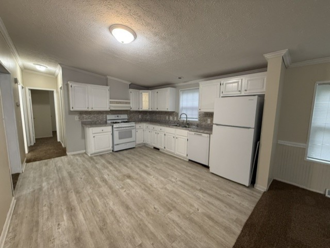 PNV Pineview Estates