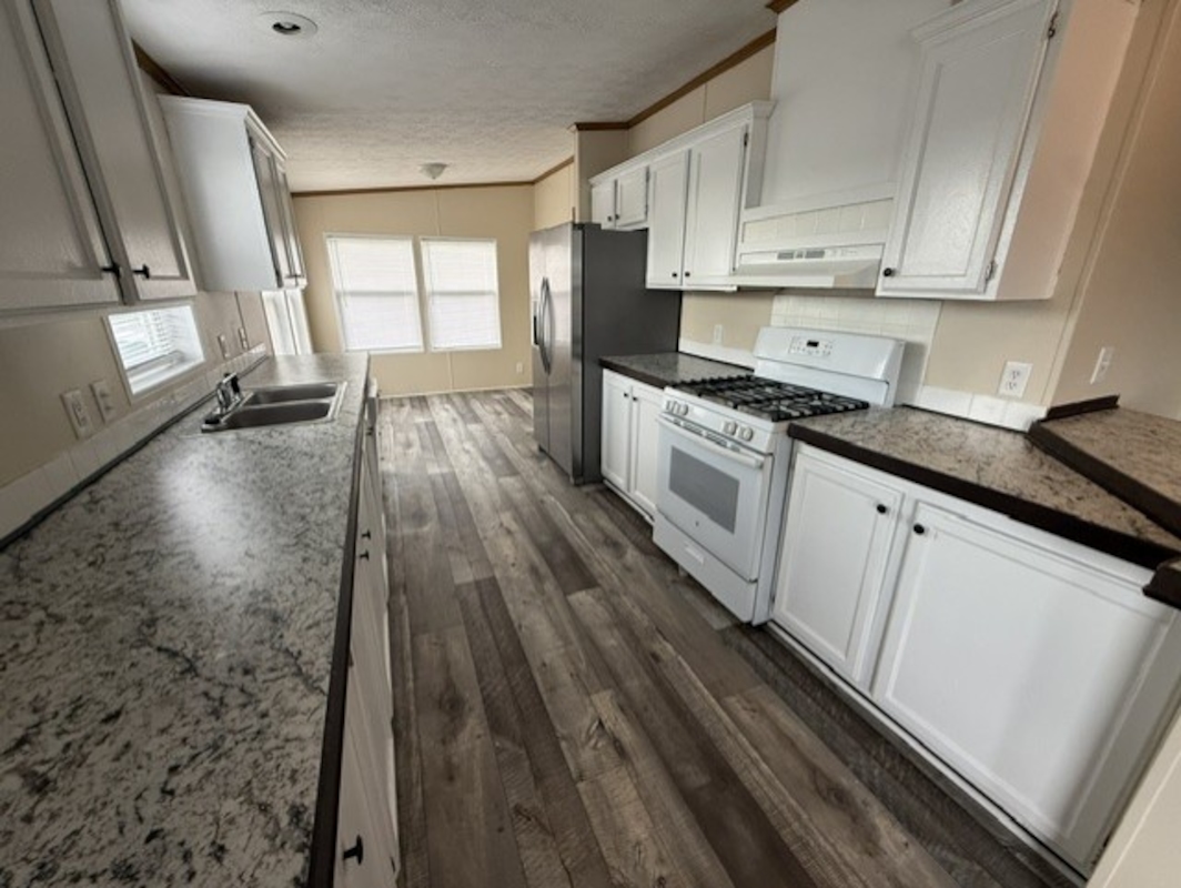PNV Pineview Estates
