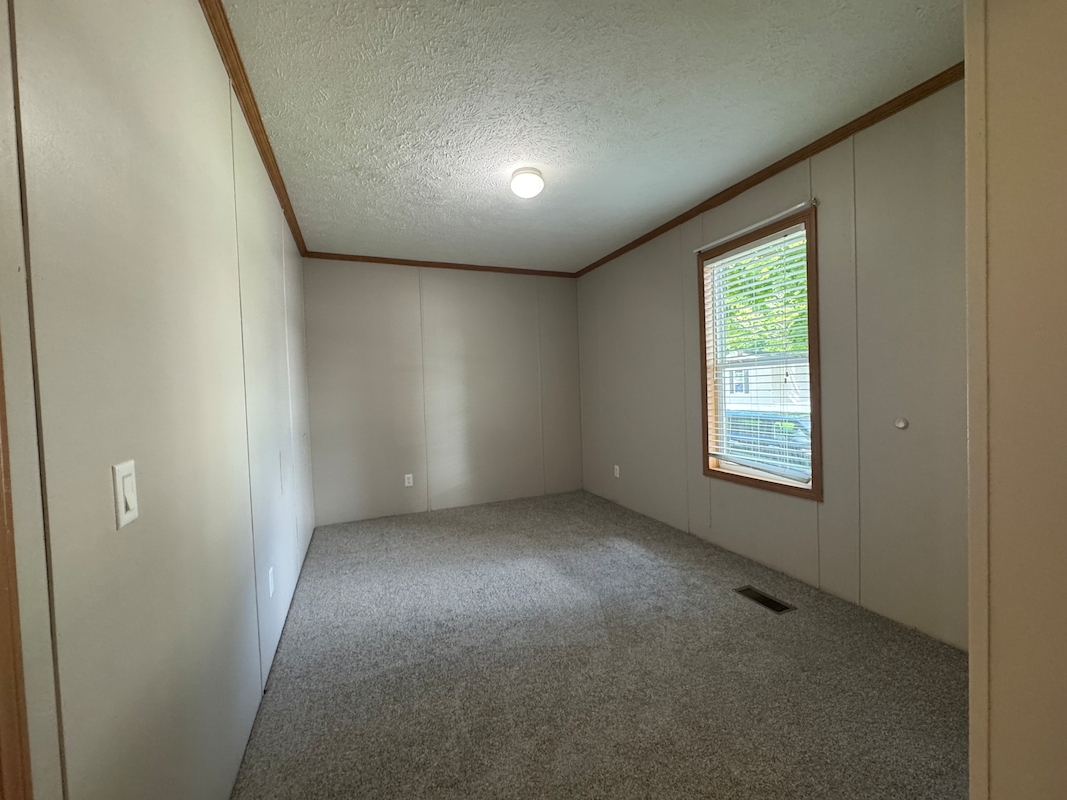 BRO Brookside Manor