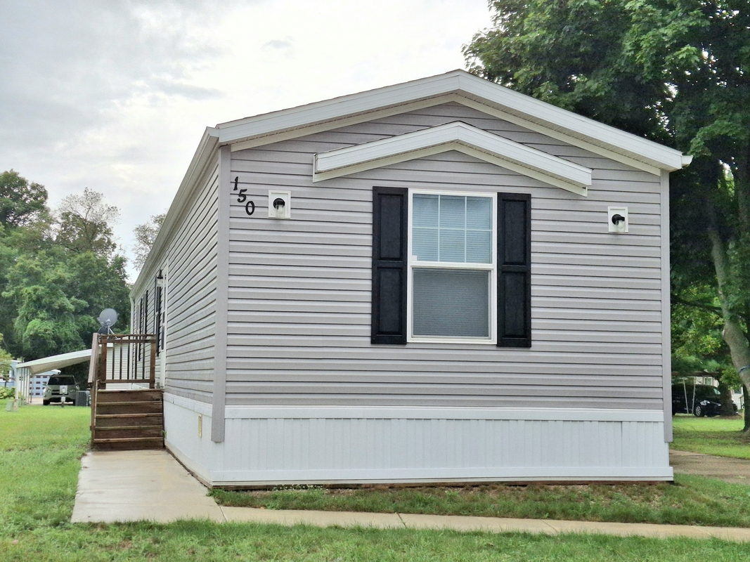 HIC Hickory Hills Village