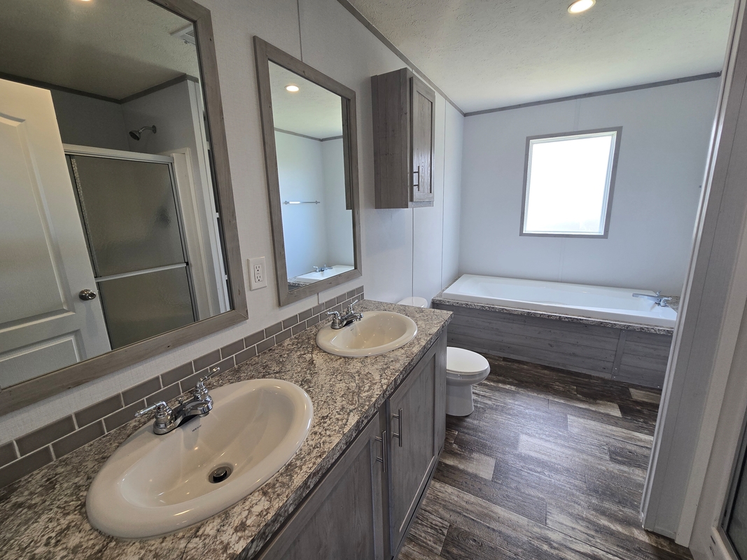 CCR Creeks Crossing