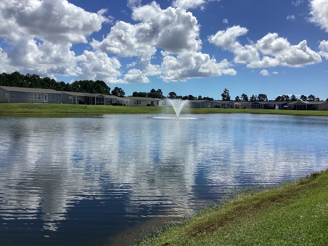 LKC Lakeside Crossing