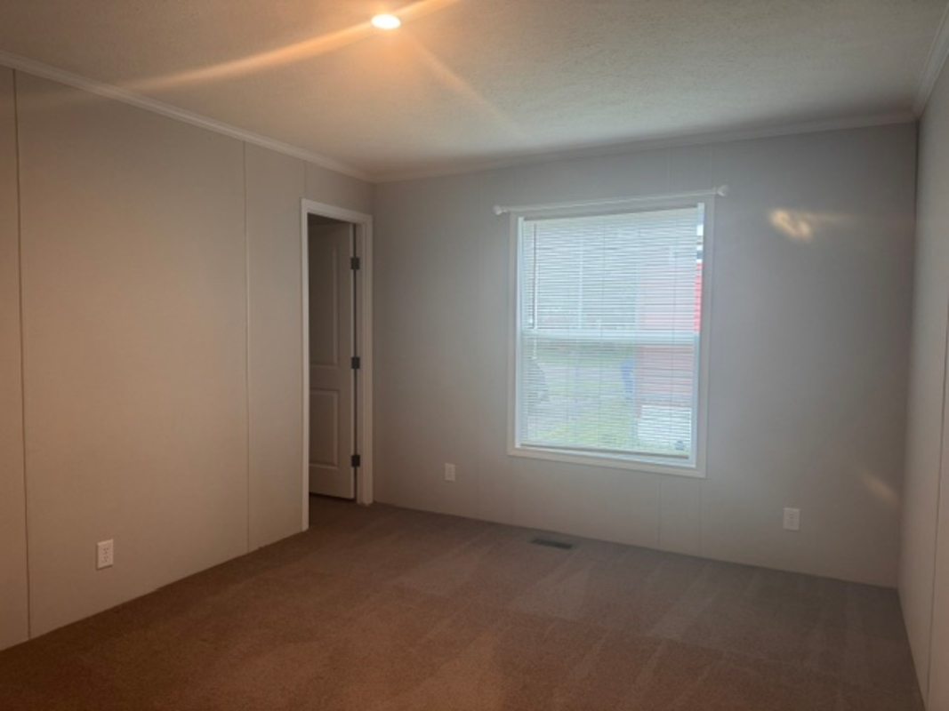 HLL Hawaiian Gardens/Holly Village