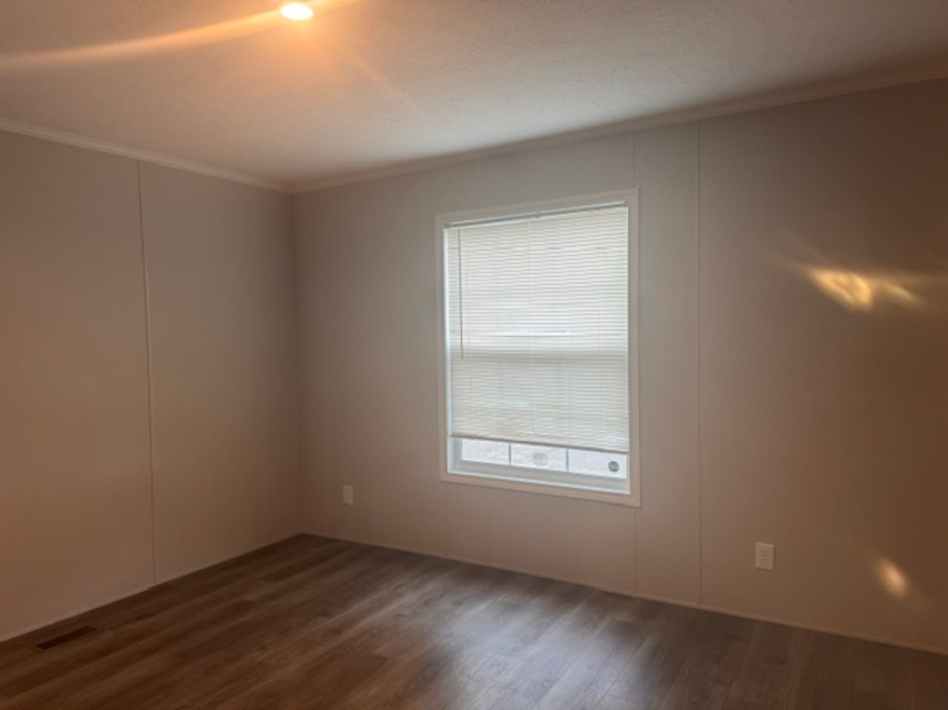 HLL Hawaiian Gardens/Holly Village