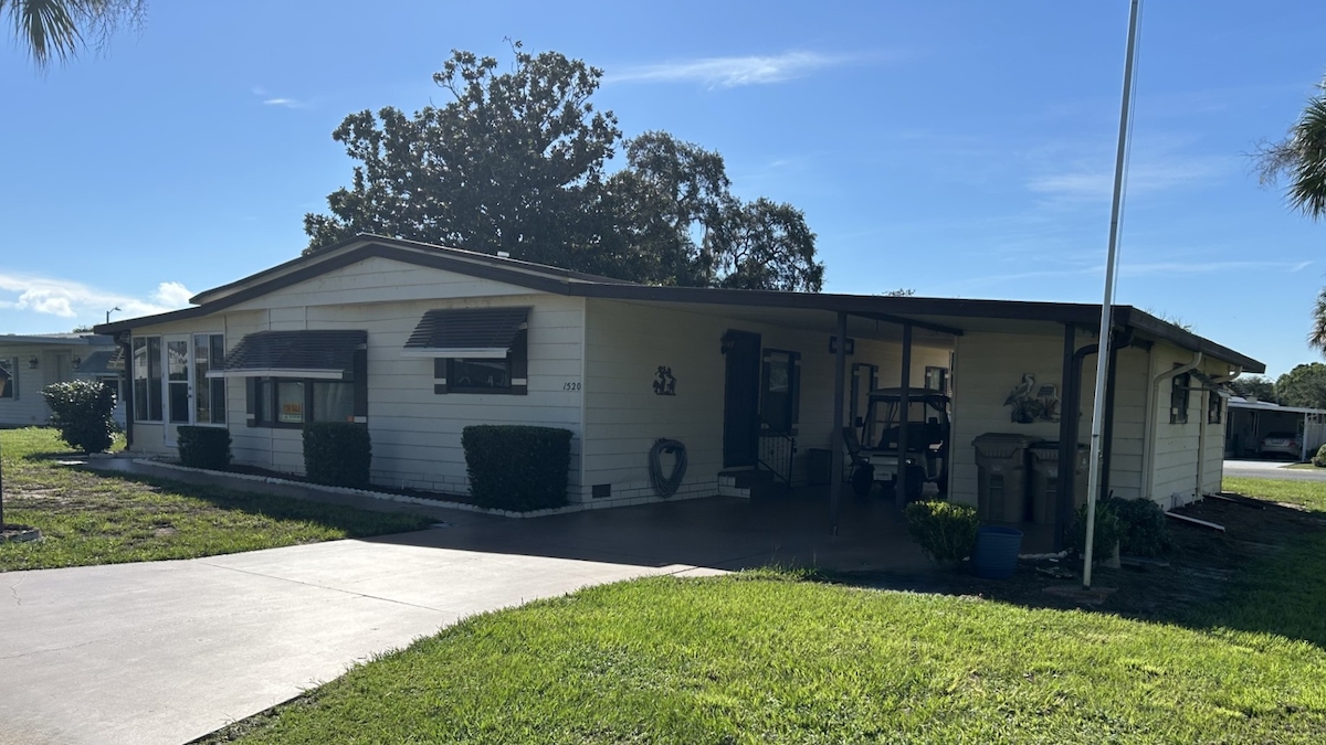 SLE Sunlake Estates