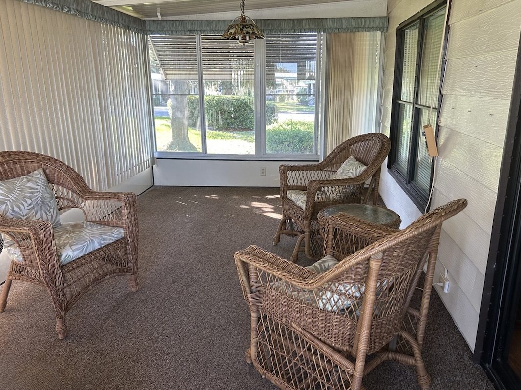 SLE Sunlake Estates