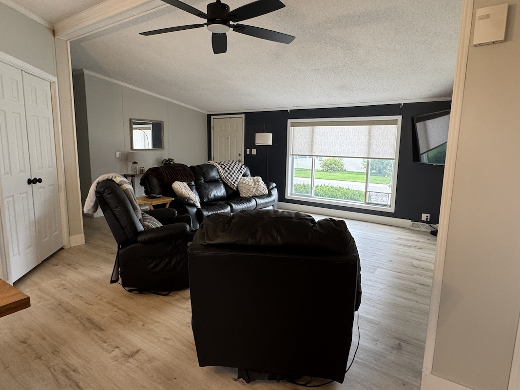 CMV Country Meadows Village