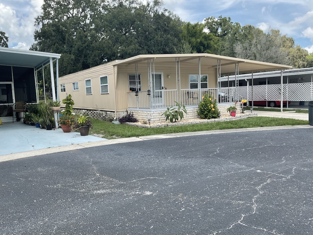 LSV Lakeshore Villas