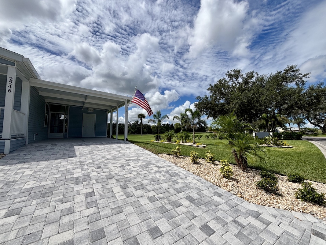 RSC Riverside Club Golf & Marina Community