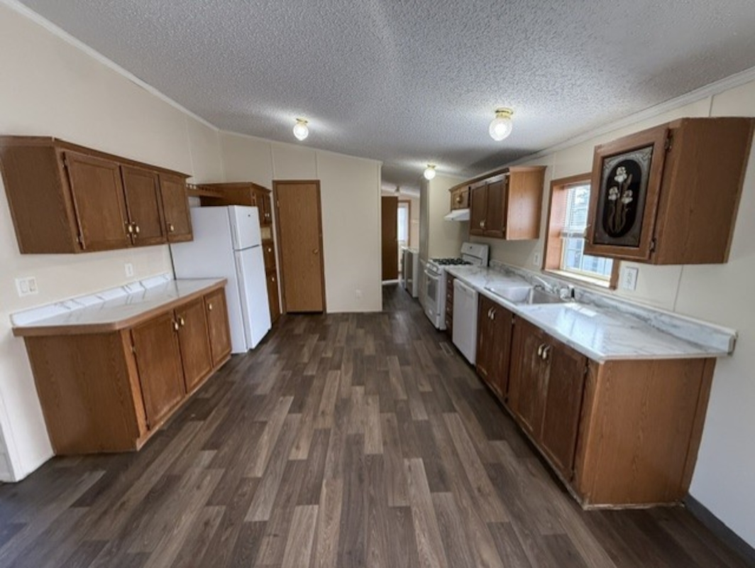 PNV Pineview Estates