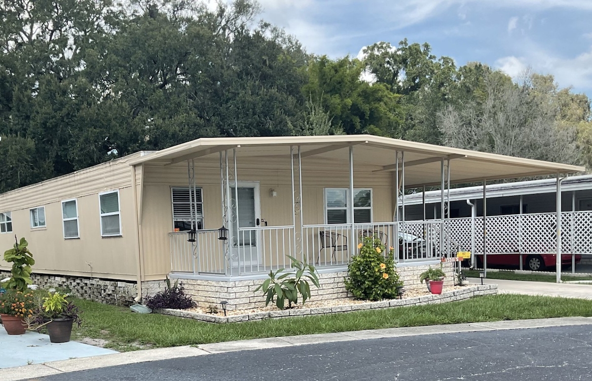 LSV Lakeshore Villas