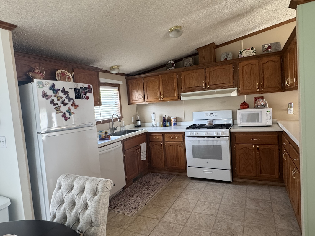 CMV Country Meadows Village