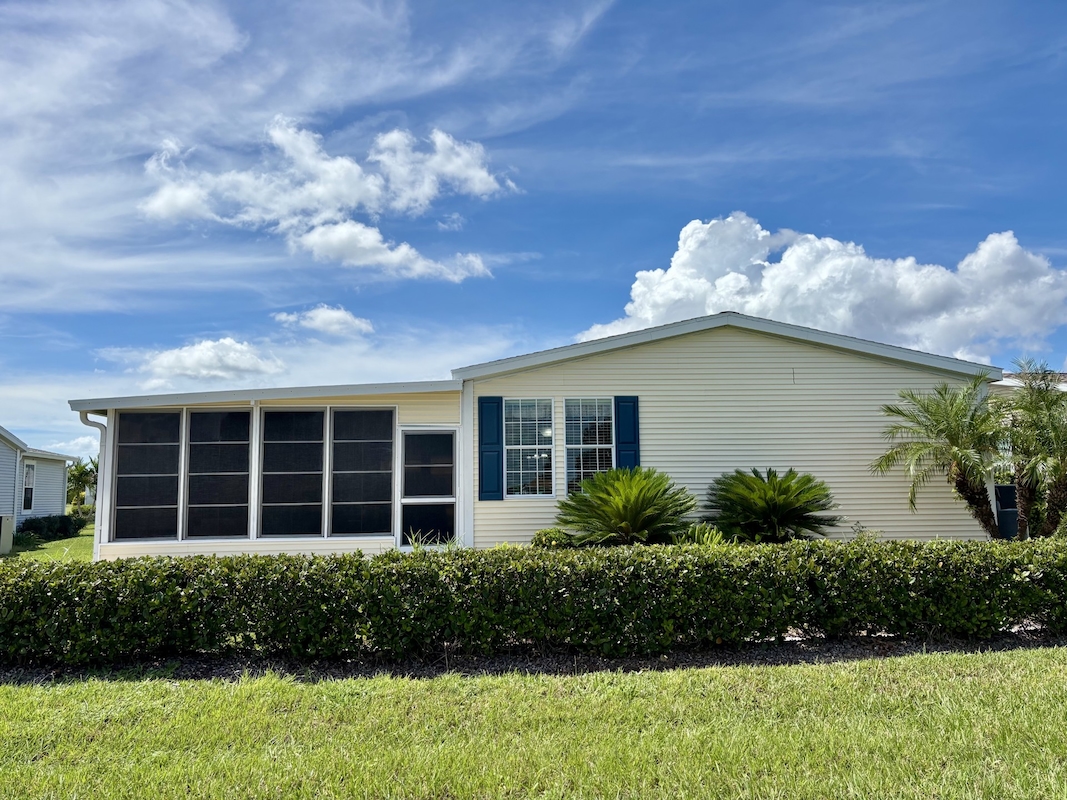 RSC Riverside Club Golf & Marina Community