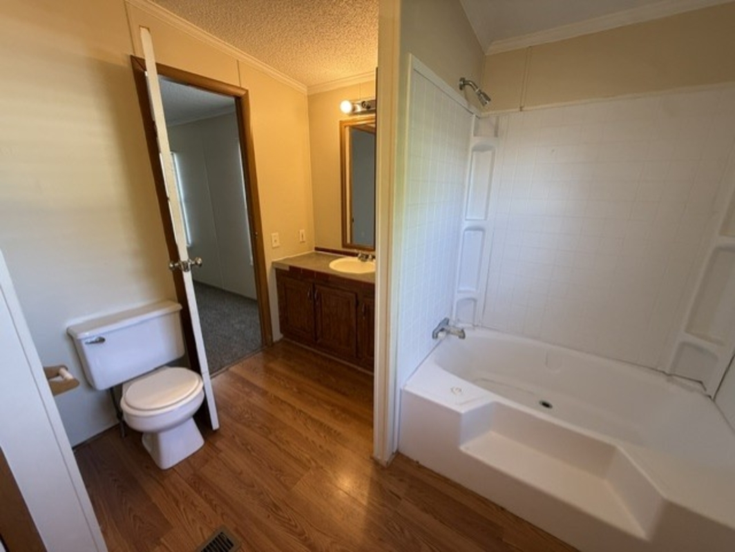 PNV Pineview Estates