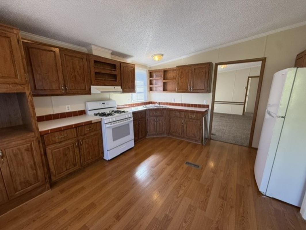PNV Pineview Estates