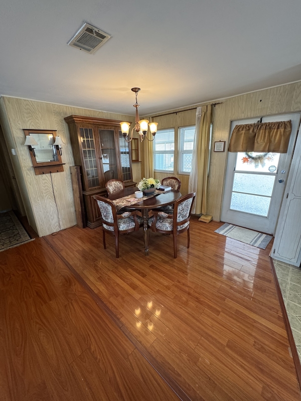LSL Lakeshore Landings