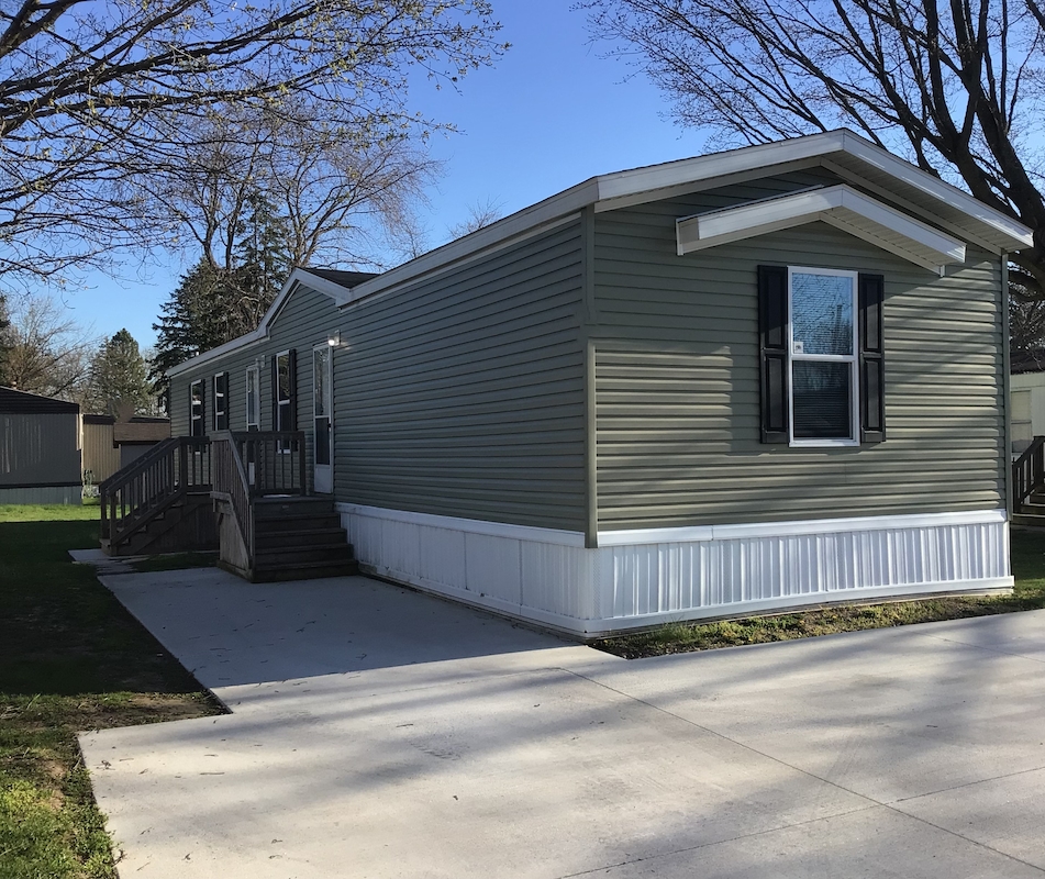 BRO Brookside Manor