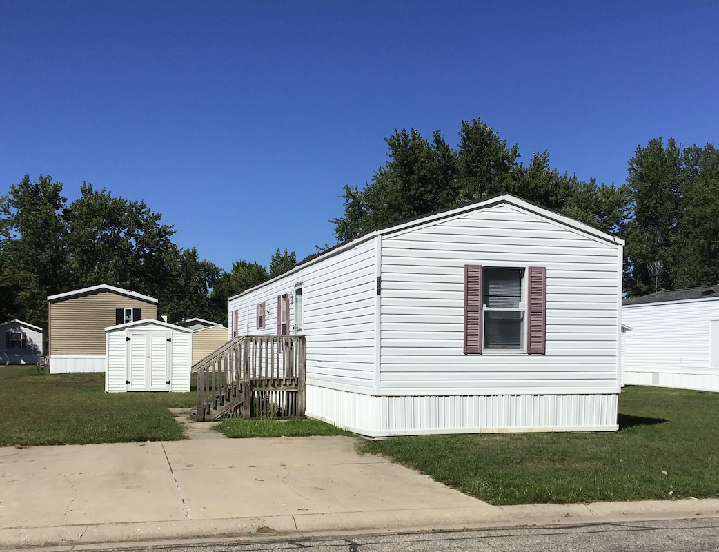 BRO Brookside Manor