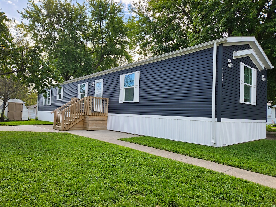 OAK Oakwood Village