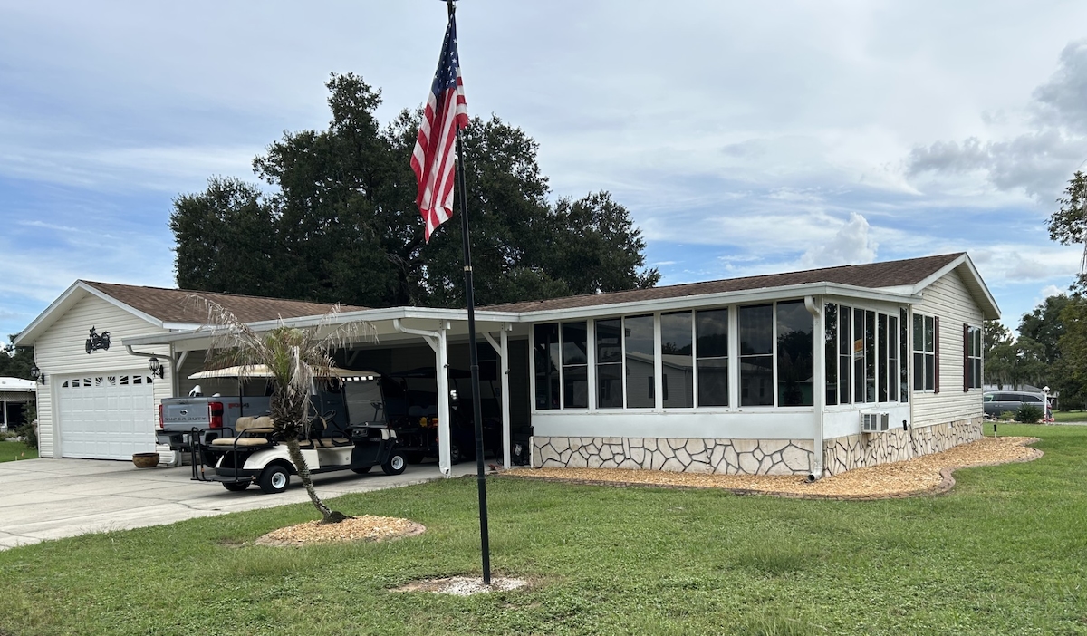 SLE Sunlake Estates