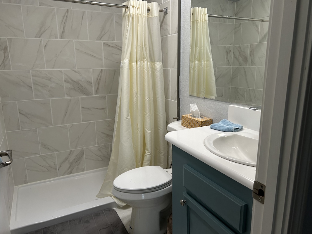 SLE Sunlake Estates