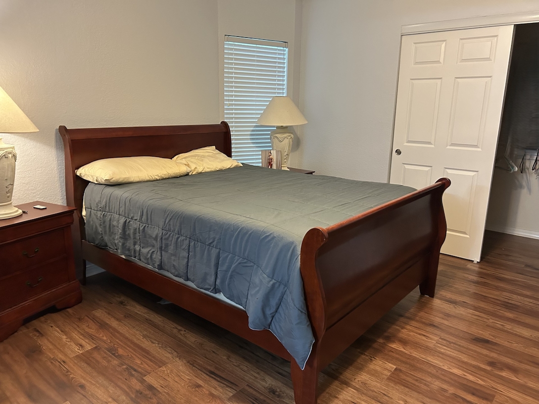 SLE Sunlake Estates