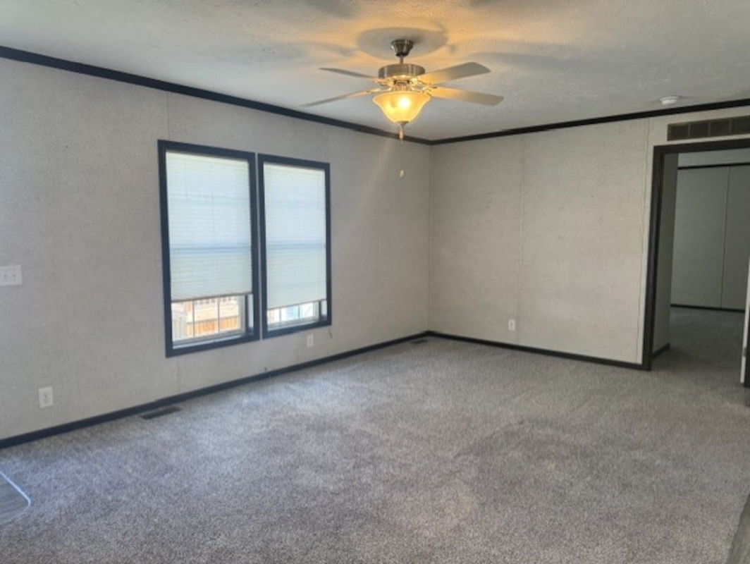 HLL Hawaiian Gardens/Holly Village