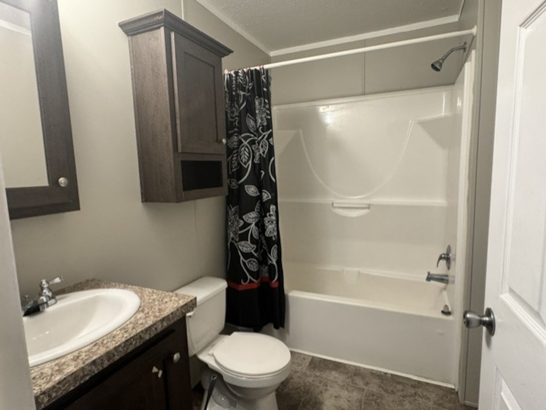 HLL Hawaiian Gardens/Holly Village