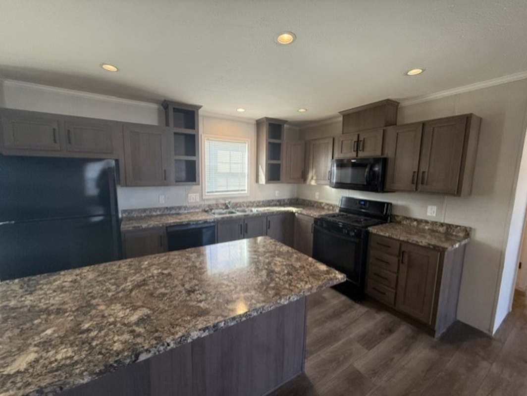 PNV Pineview Estates