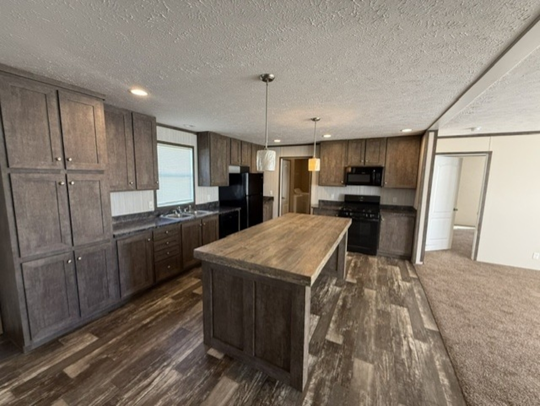 PNV Pineview Estates