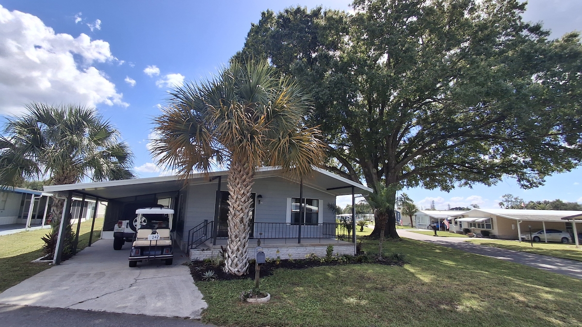 RPV Royal Palm Village