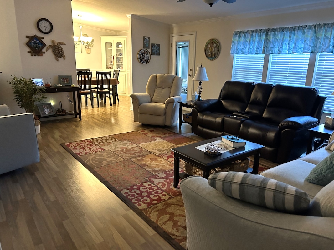 SLE Sunlake Estates