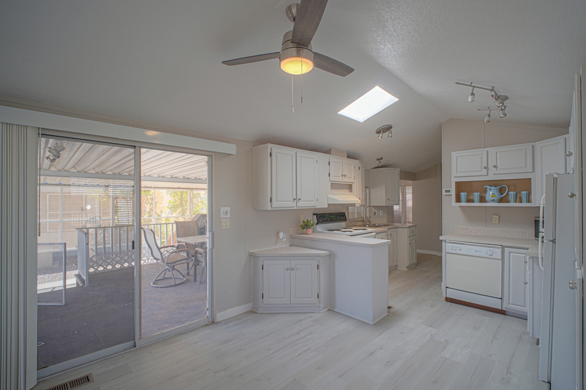 PCK Palm Creek Resort & Residences
