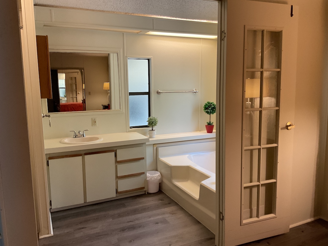 LSV Lakeshore Villas