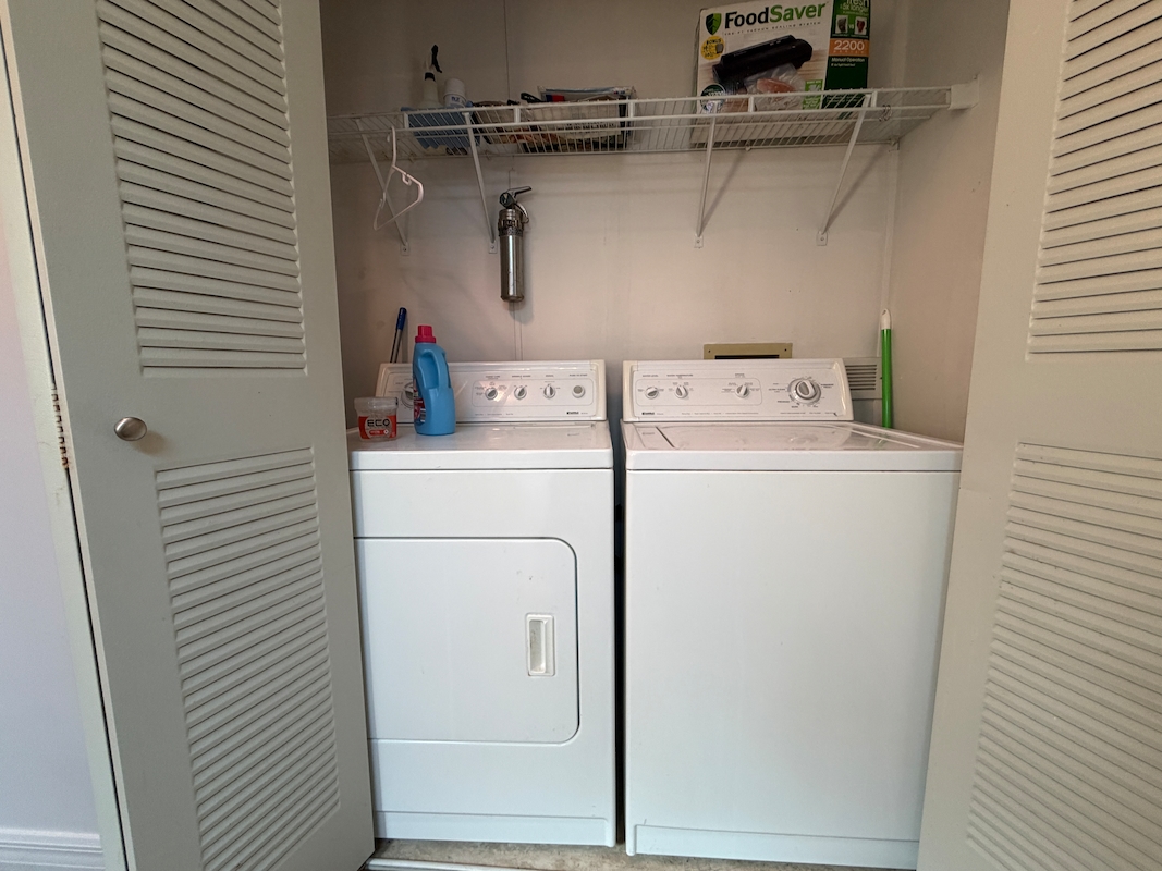 LAK Lake Juliana Landings