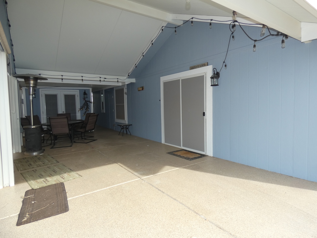 PCK Palm Creek Resort & Residences