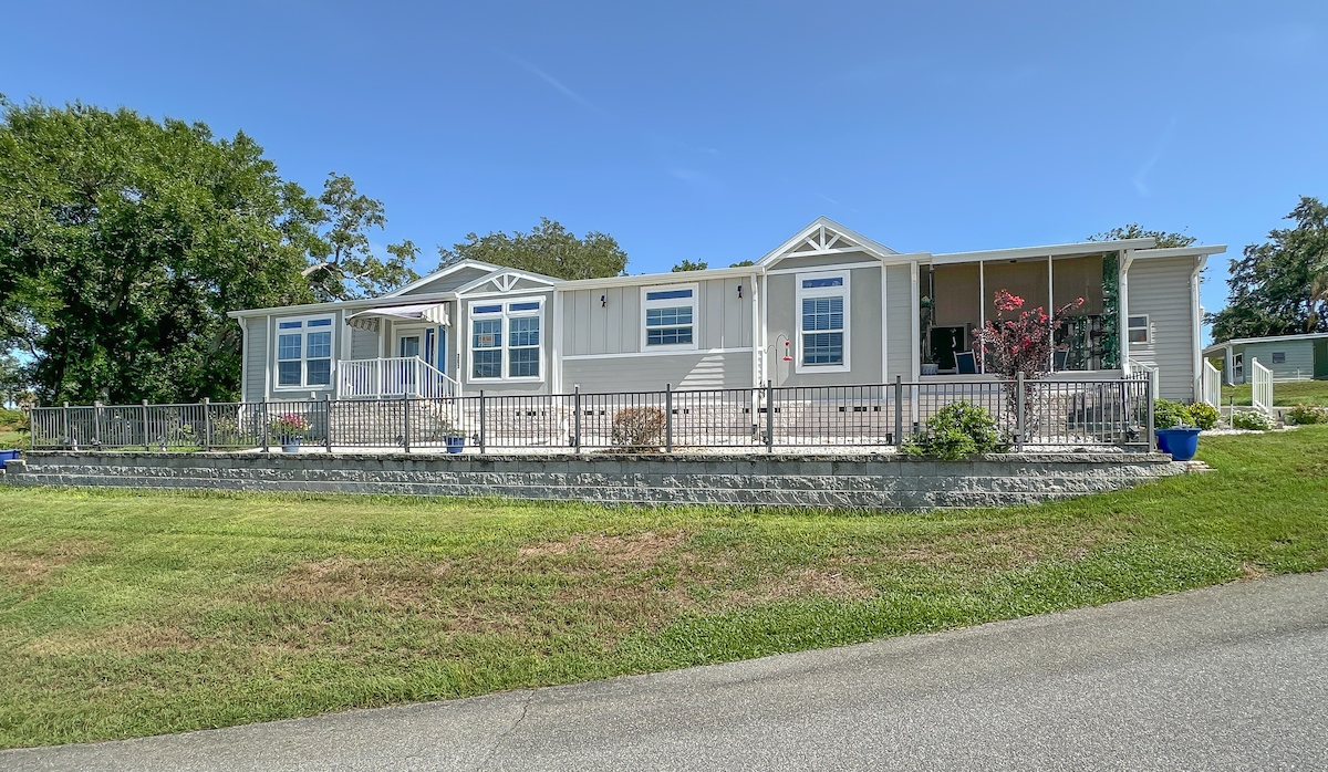 WAT Water Oak Country Club Estates
