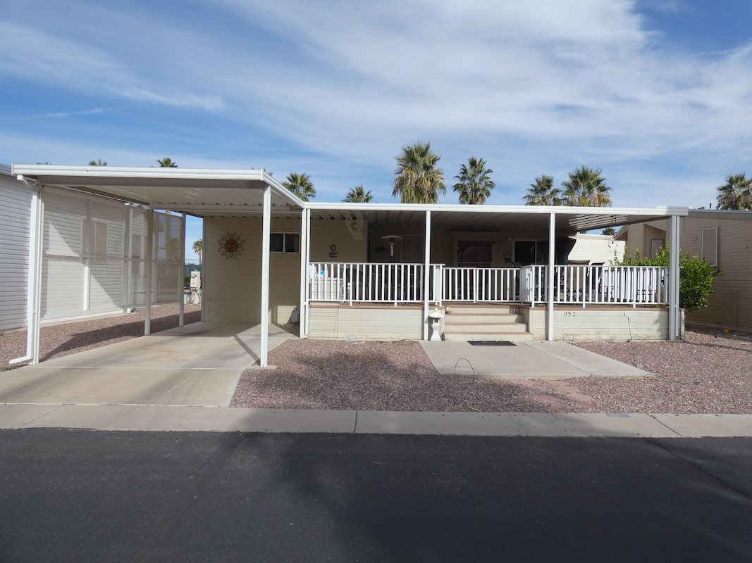 PCK Palm Creek Resort & Residences