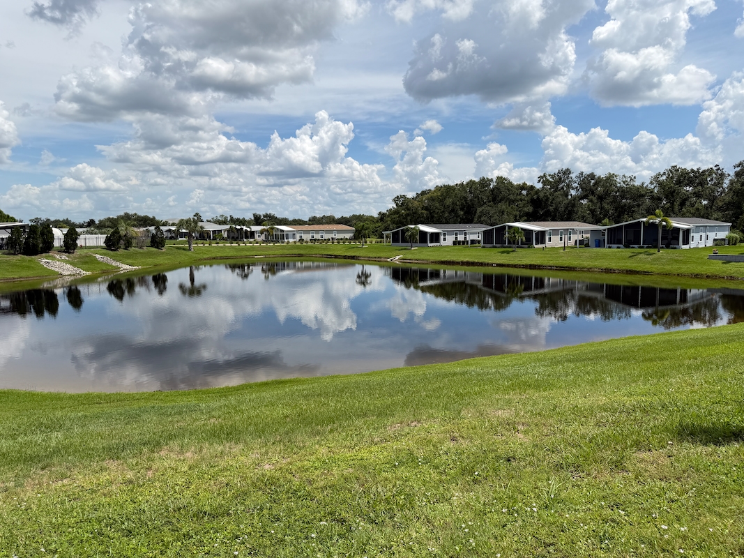 RSC Riverside Club Golf & Marina Community