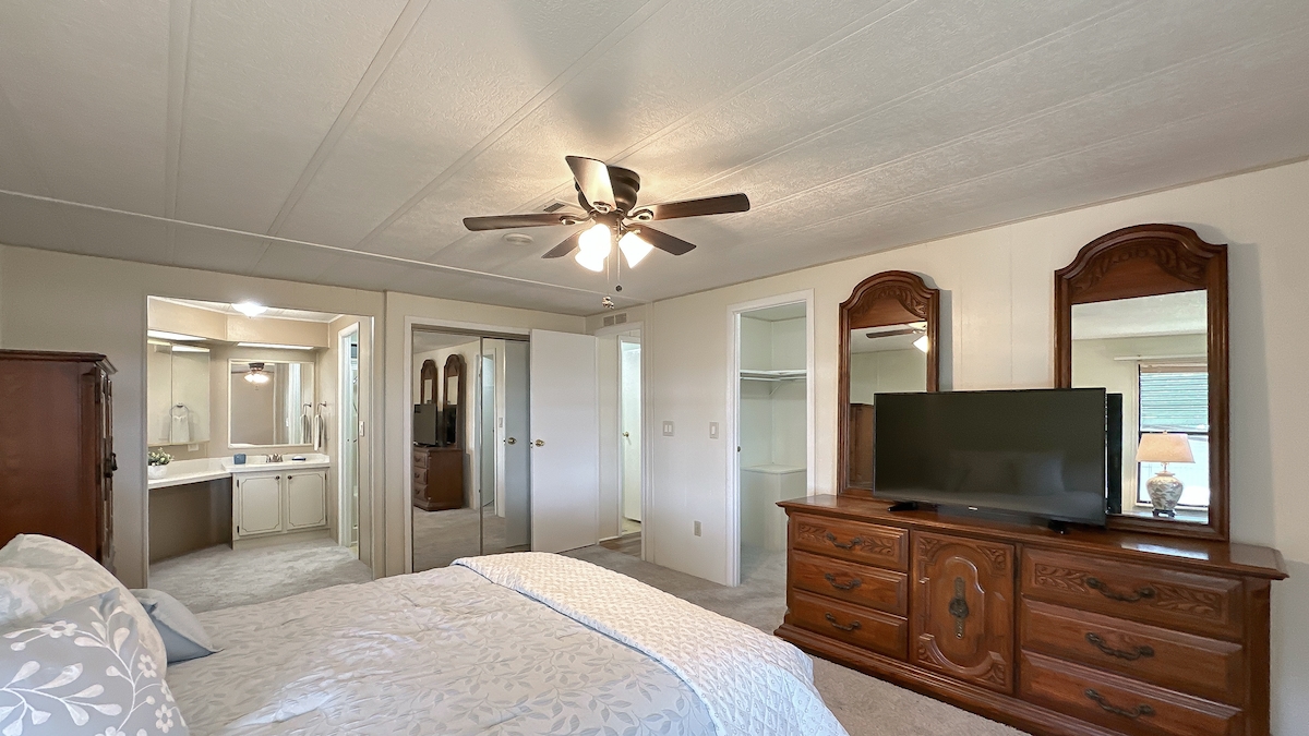 WAT Water Oak Country Club Estates