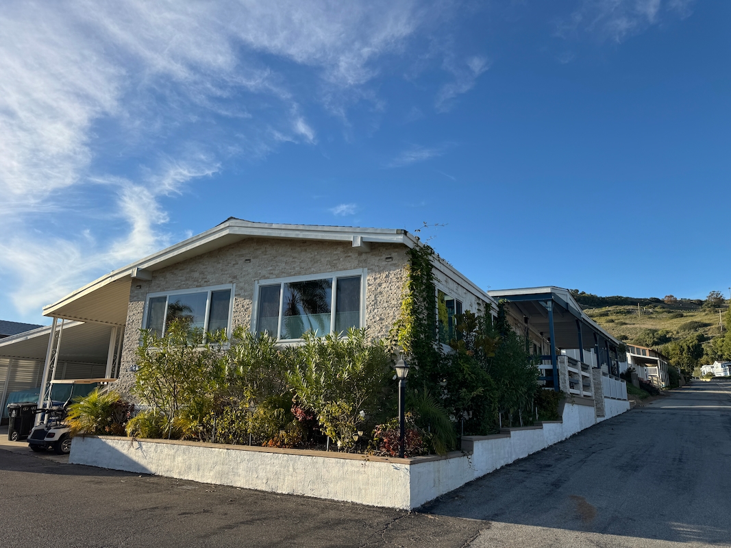 PVS Palos Verdes Shores MH & Golf Community