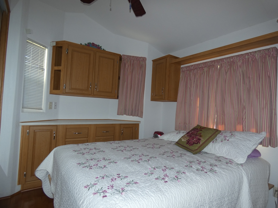 PCK Palm Creek Resort & Residences