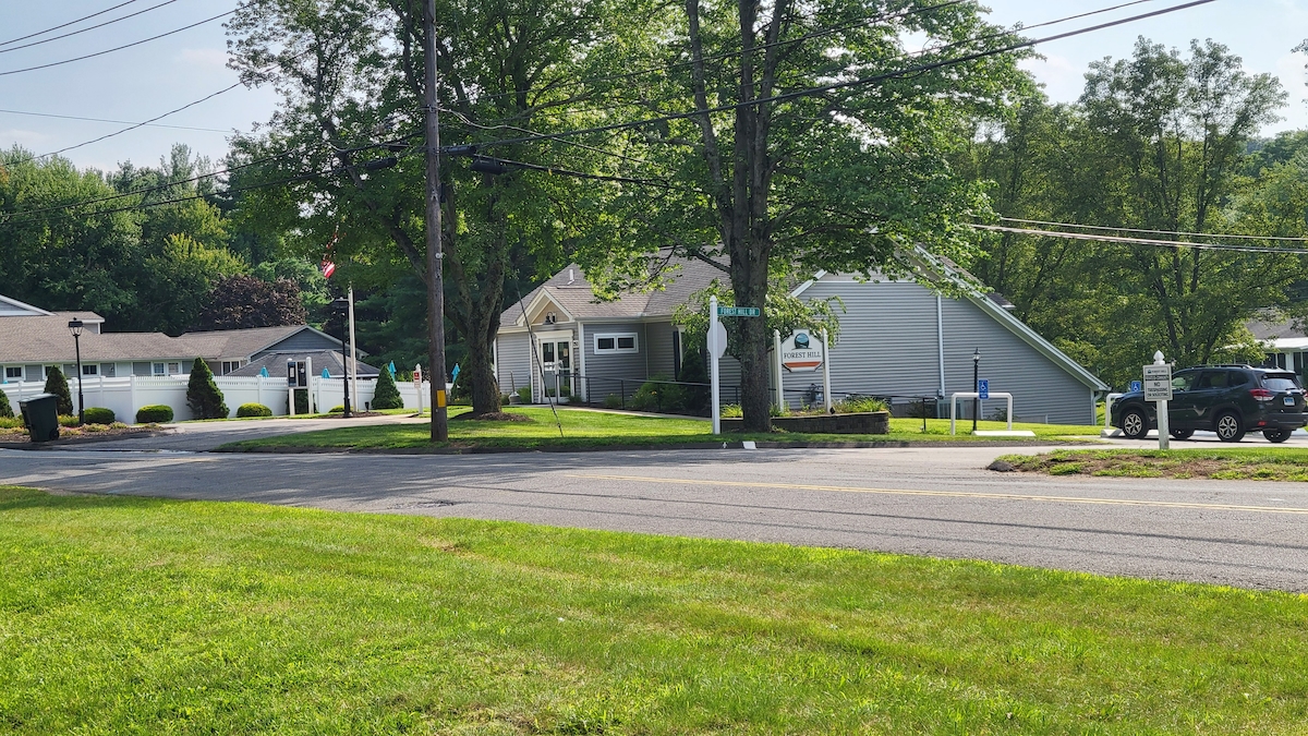 FHL Forest Hill