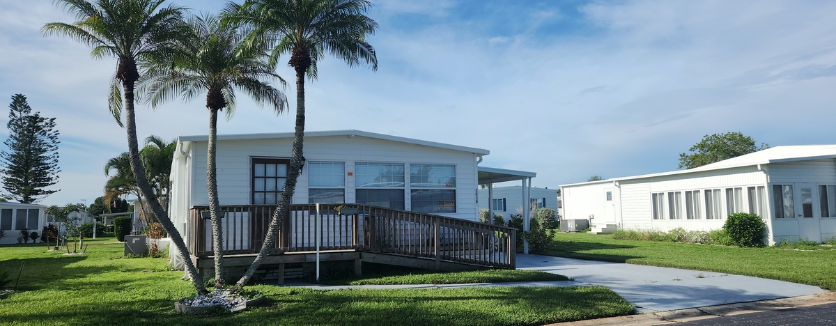 SAR Saralake Estates