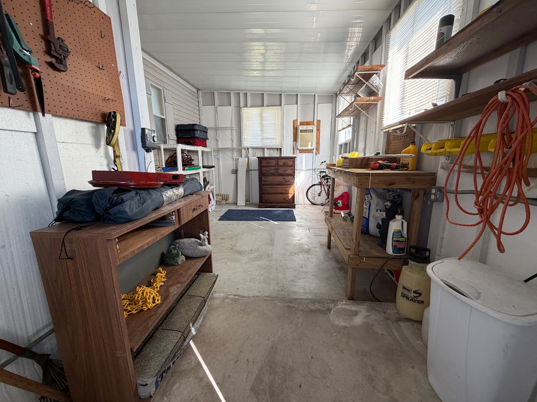 LAK Lake Juliana Landings